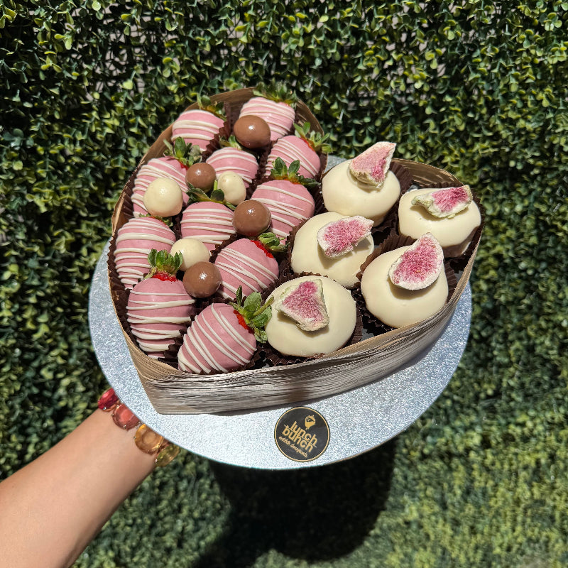 Valentine’s Day romantic gift, Chocolate-dipped strawberries and donuts gift