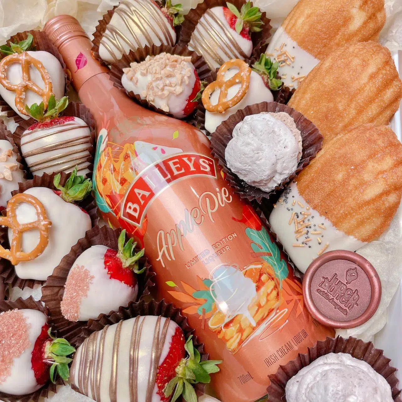 Valentine special dessert, valentine's day special dessert, valentines dessert, valentines day dessert, valentines desserts for him, Baileys Apple Pie, Baileys Irish Cream, Baileys Irish Cream Apple Pie,