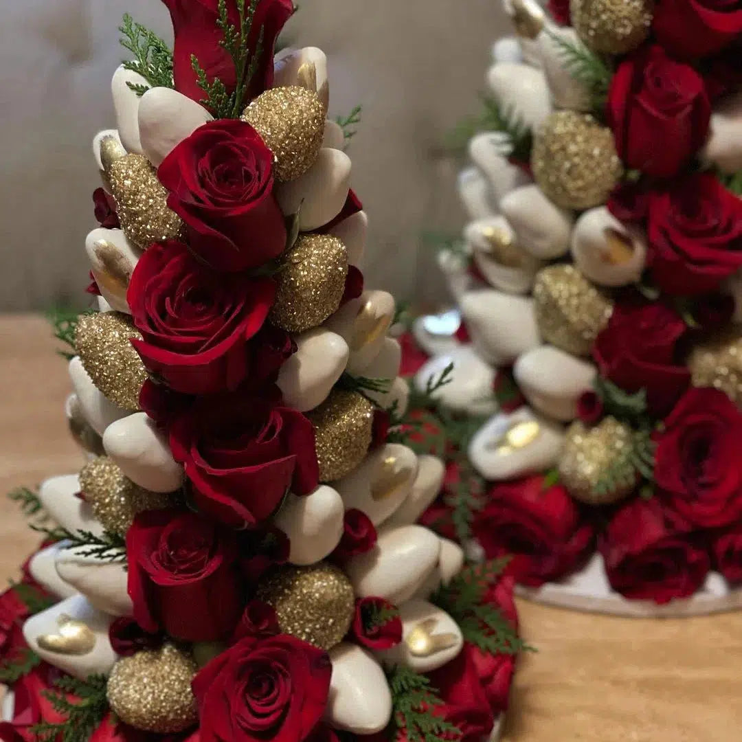 Christmas Chocolate Strawberry Tower with Roses | Festive Dessert and Table Decor, Lunch Bunch