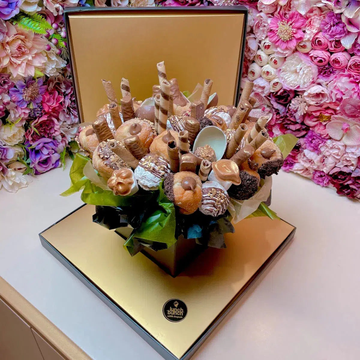 donuts delivery near em, donut treat box