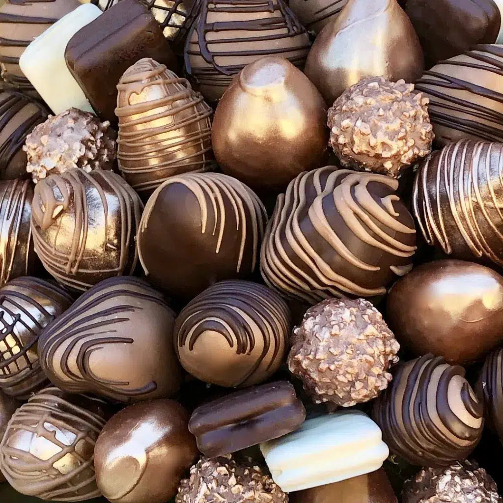 Fresh berries bouquet. Chocolate Strawberries bouquet. Sweet Blooms Edible bouquet
