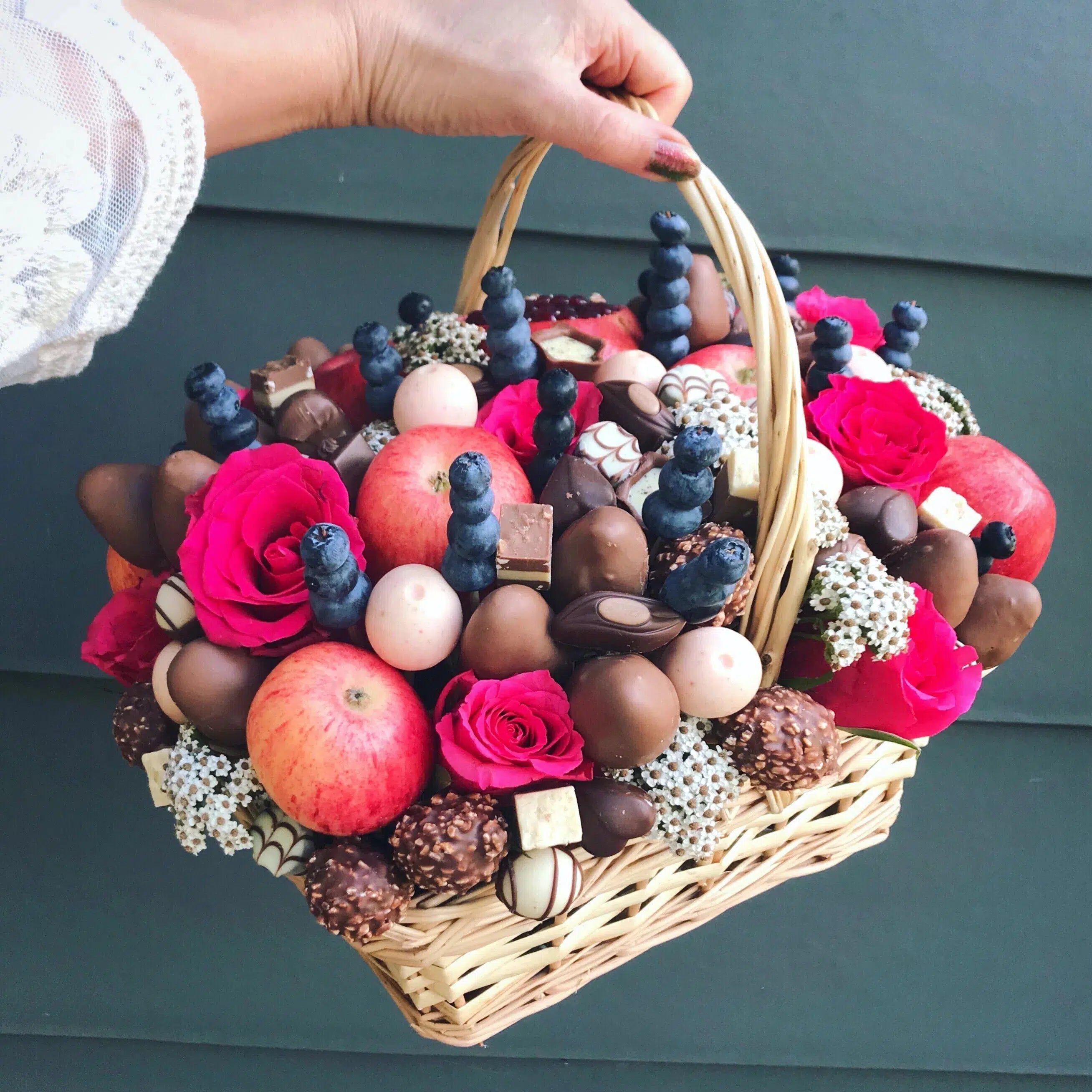 Lindt Chocolate Gift Basket-Baskets-Lunch Bunch