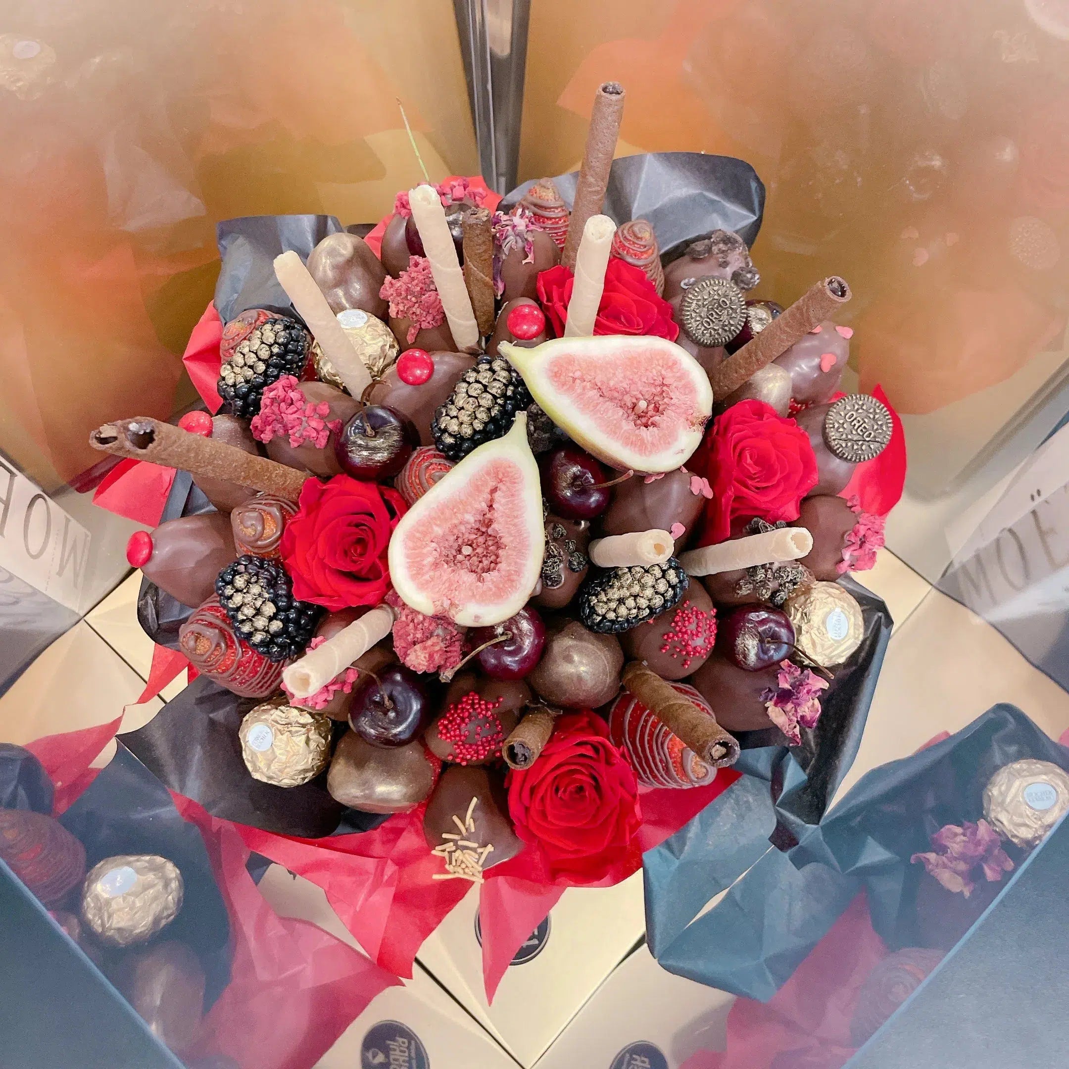preserved roses, chocolate strawberries, sweet bouquet, chocolate flowers, chocolate bouquet, chocolate gift delivery, Valentine's day bouquet