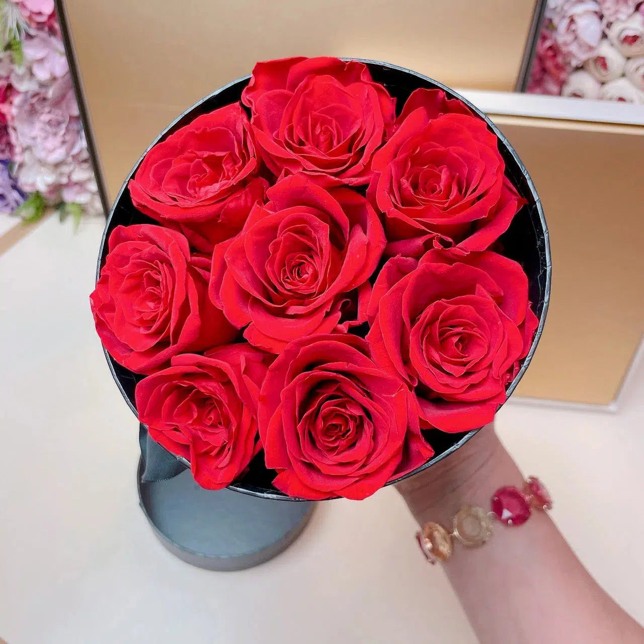 preserved roses, preserved flowers, preserved flower arrangements, preserved flowers bouquets, rose bouquet, everlasting rose bouquet, long-lasting flowers, luxury roses, luxury preserved roses, luxury preserved rose, luxury roses, romantic gift