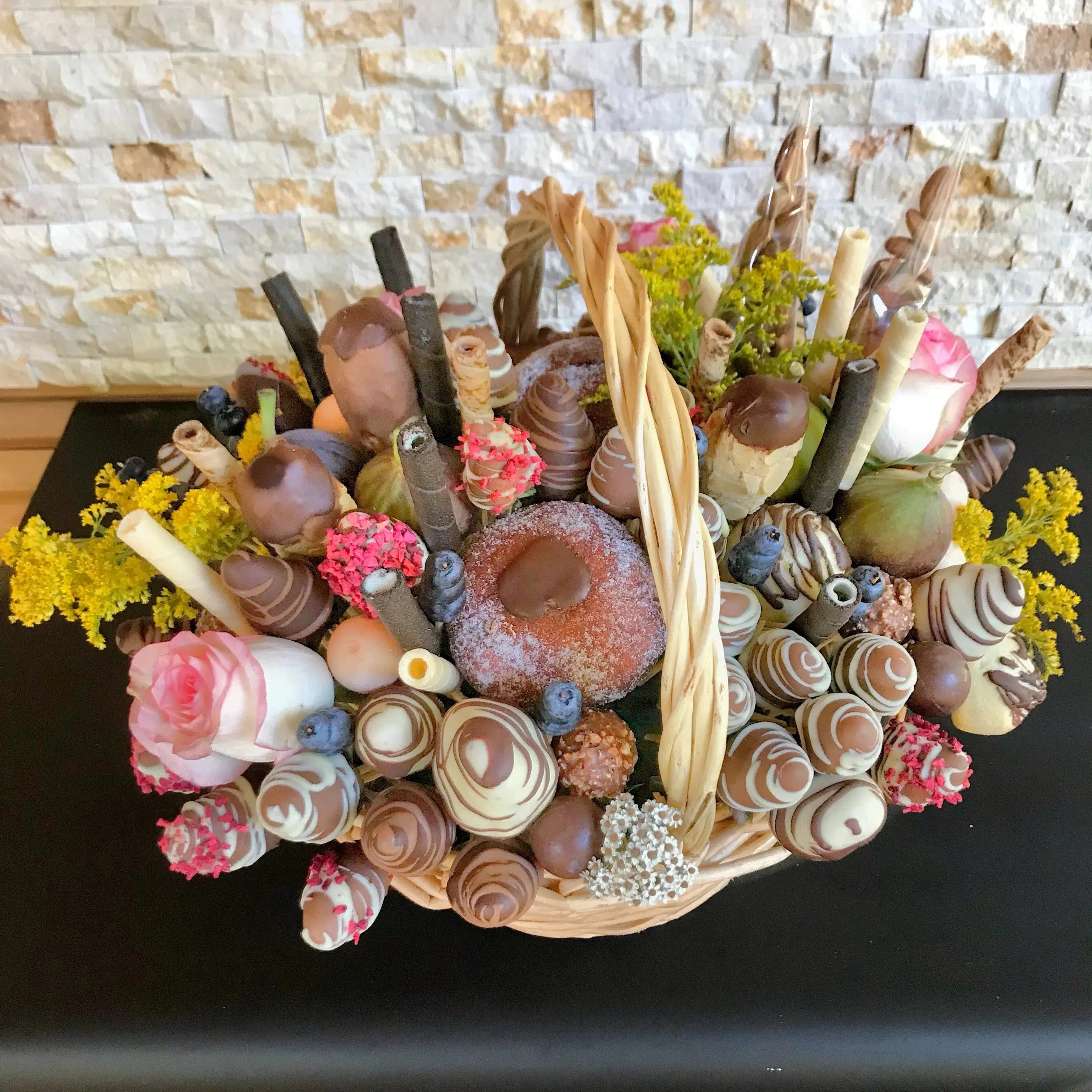Sweet & Savoury Gift Basket-Baskets-Lunch Bunch