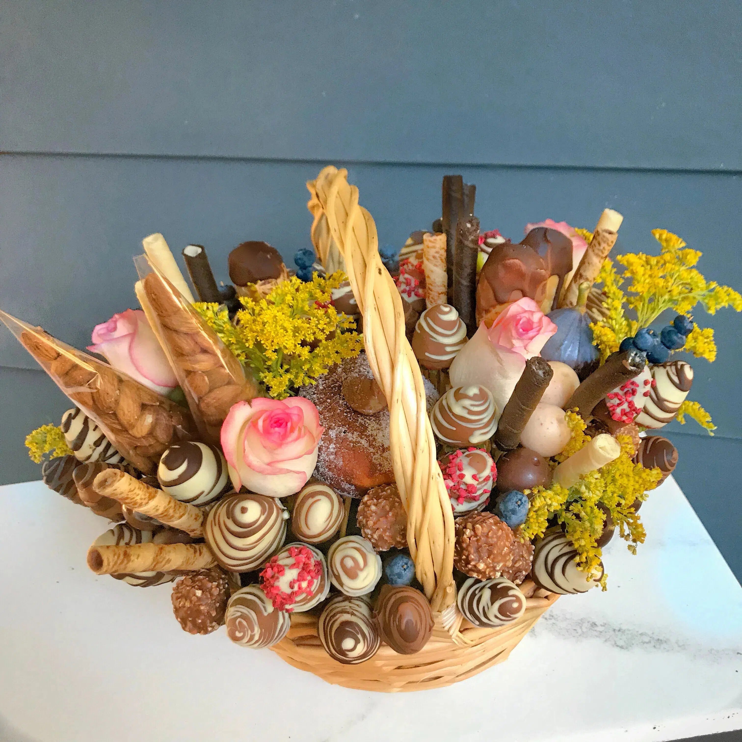 Sweet & Savoury Gift Basket-Baskets-Lunch Bunch