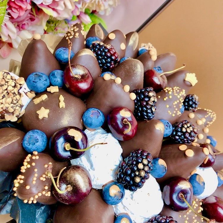 Chocolate strawberry bouquet same day delivery Adelaide doughnut bouquet same day delivery Adelaide DIY doughnut bouquet