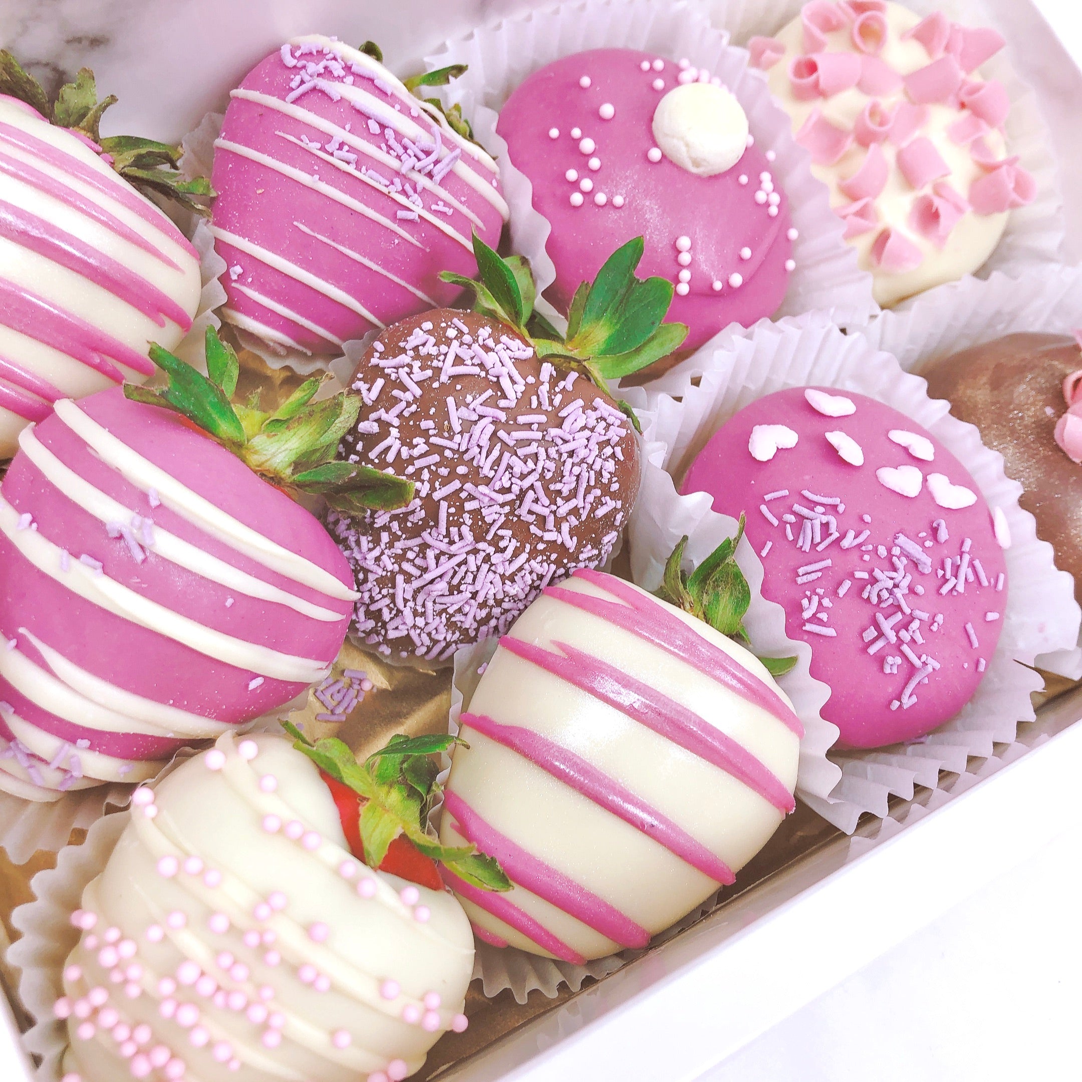 Mini doughnuts and strawberry covered in chocolate in desseret gift box for same day delivery online order