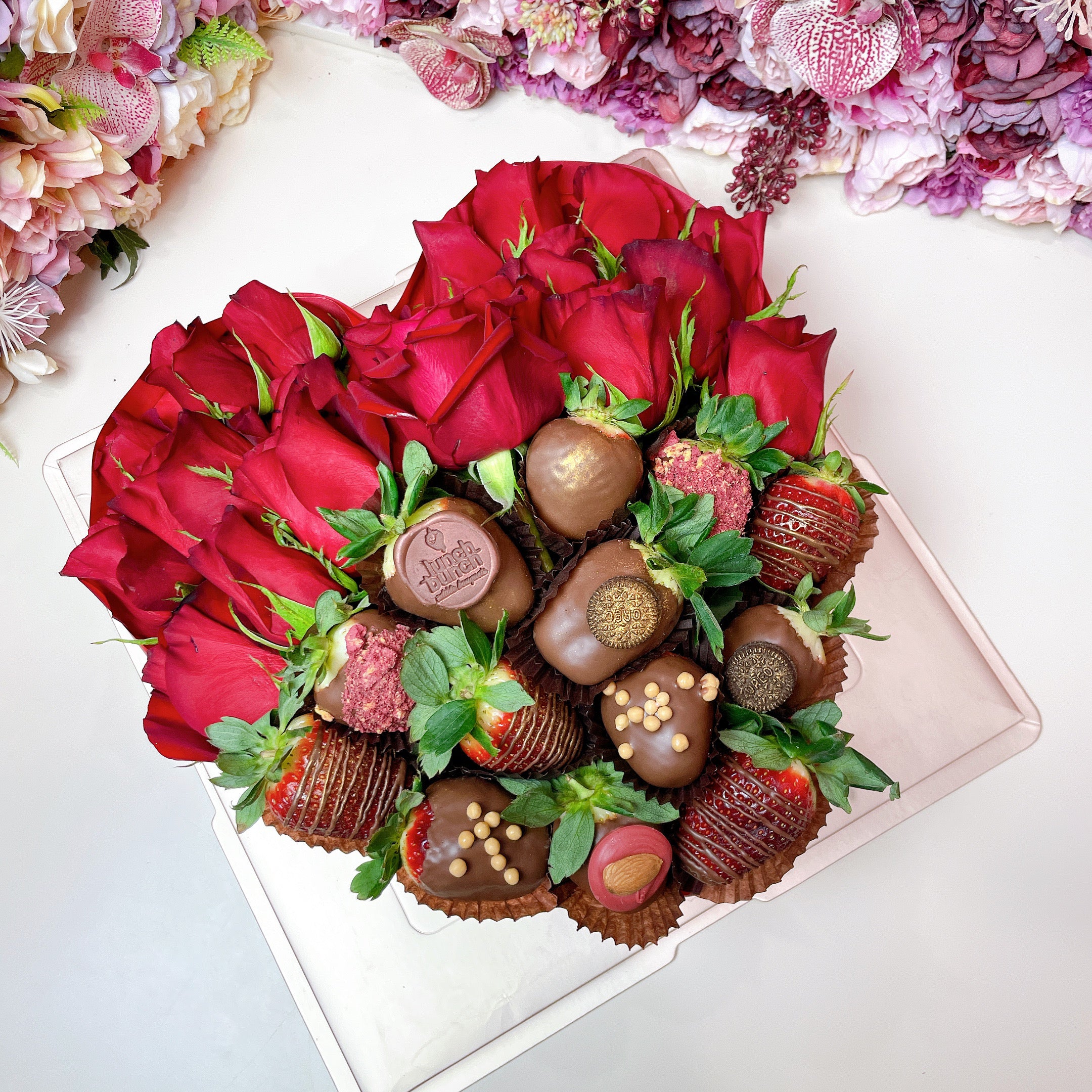 Chocolate strawberries and roses Love Heart Gift Box, roses and strawberries hamper, gift same day delivery chocolate box adelaide