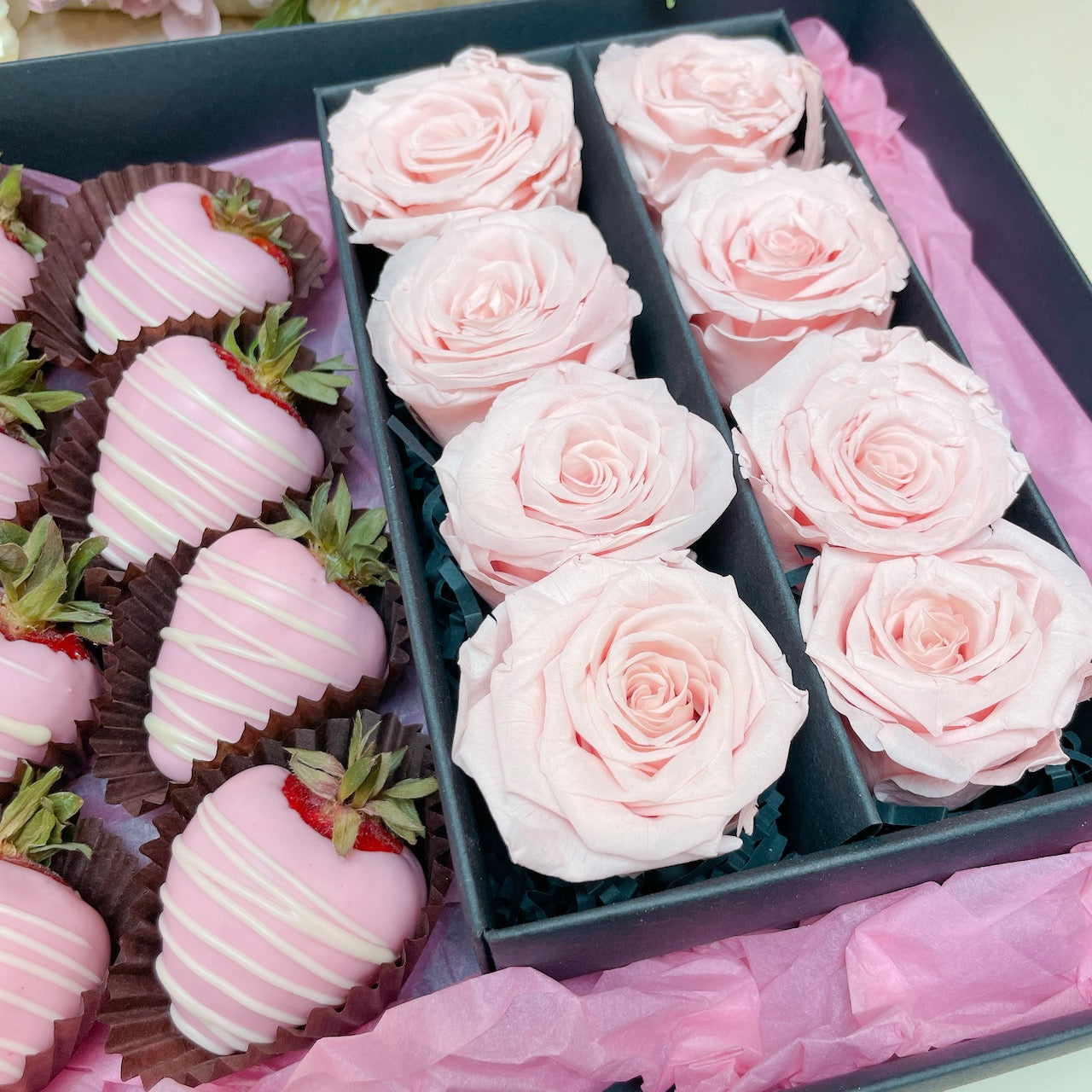 Pink Chocolate Strawberries Preserved Roses Hamper, gifts for her, gift for lady, gift for mum, dessert box delivery 