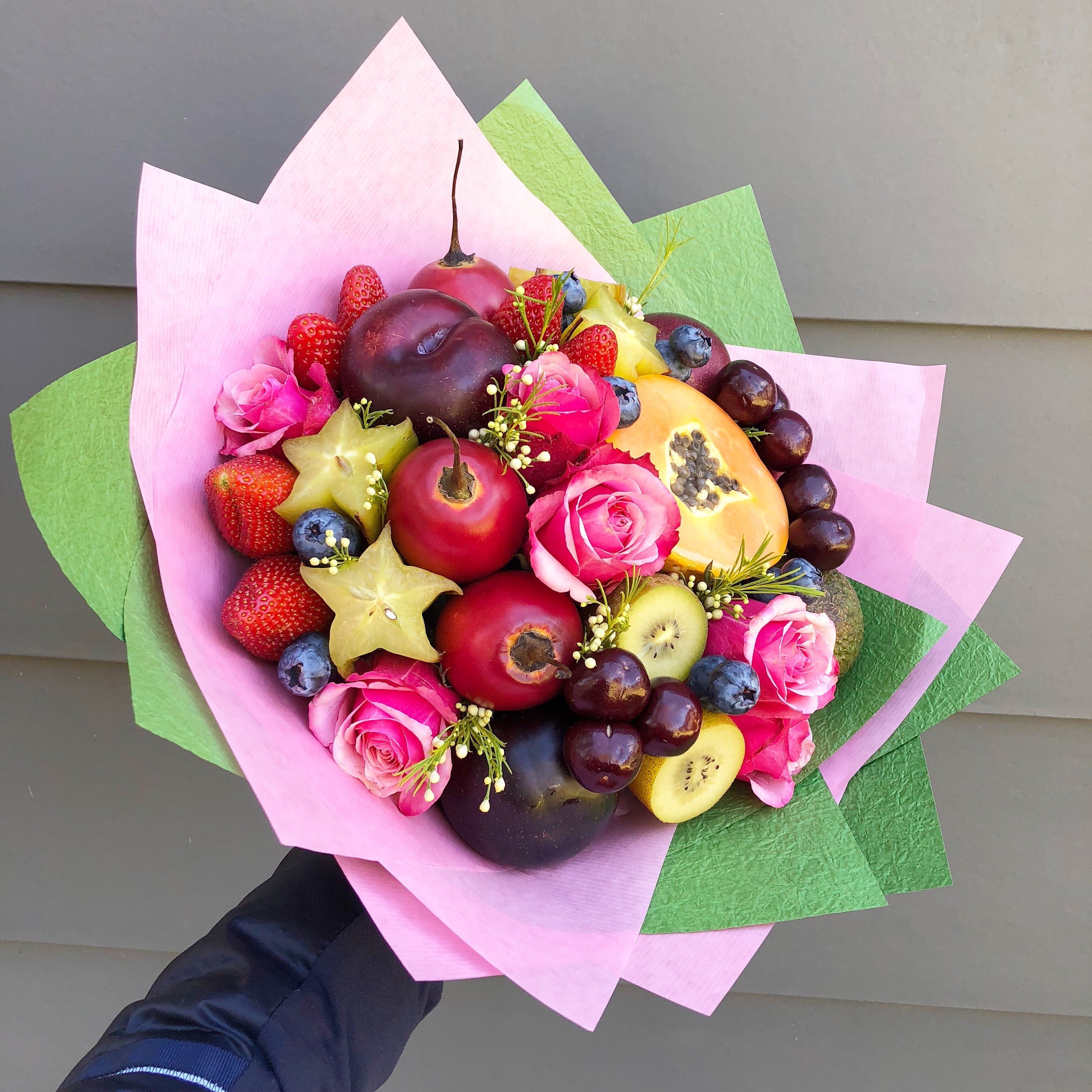 Mother's Day Gift Adelaide Delivery, Same Day Adelaide, Chocolate Box delivery, Mother's Day Bouquet, Mothers Day Dessert Box online, send chocolate strawberry box, donut bouquet same day delivery.