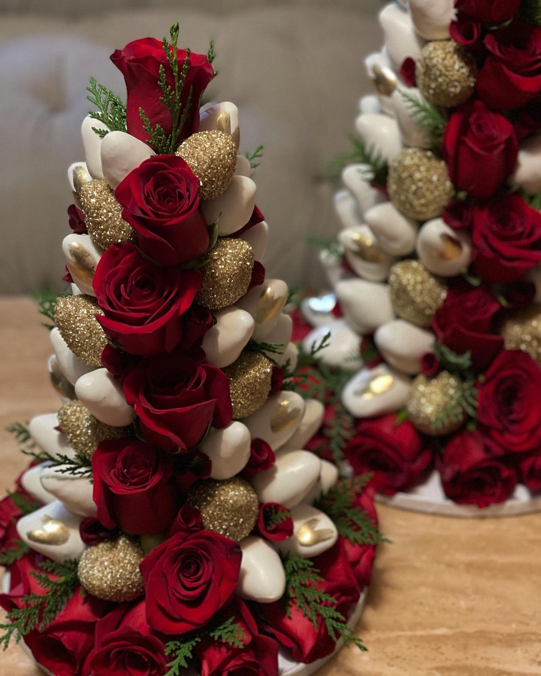 Christmas Chocolate Strawberry Tower with Roses | Festive Dessert and Table Decor, Lunch Bunch