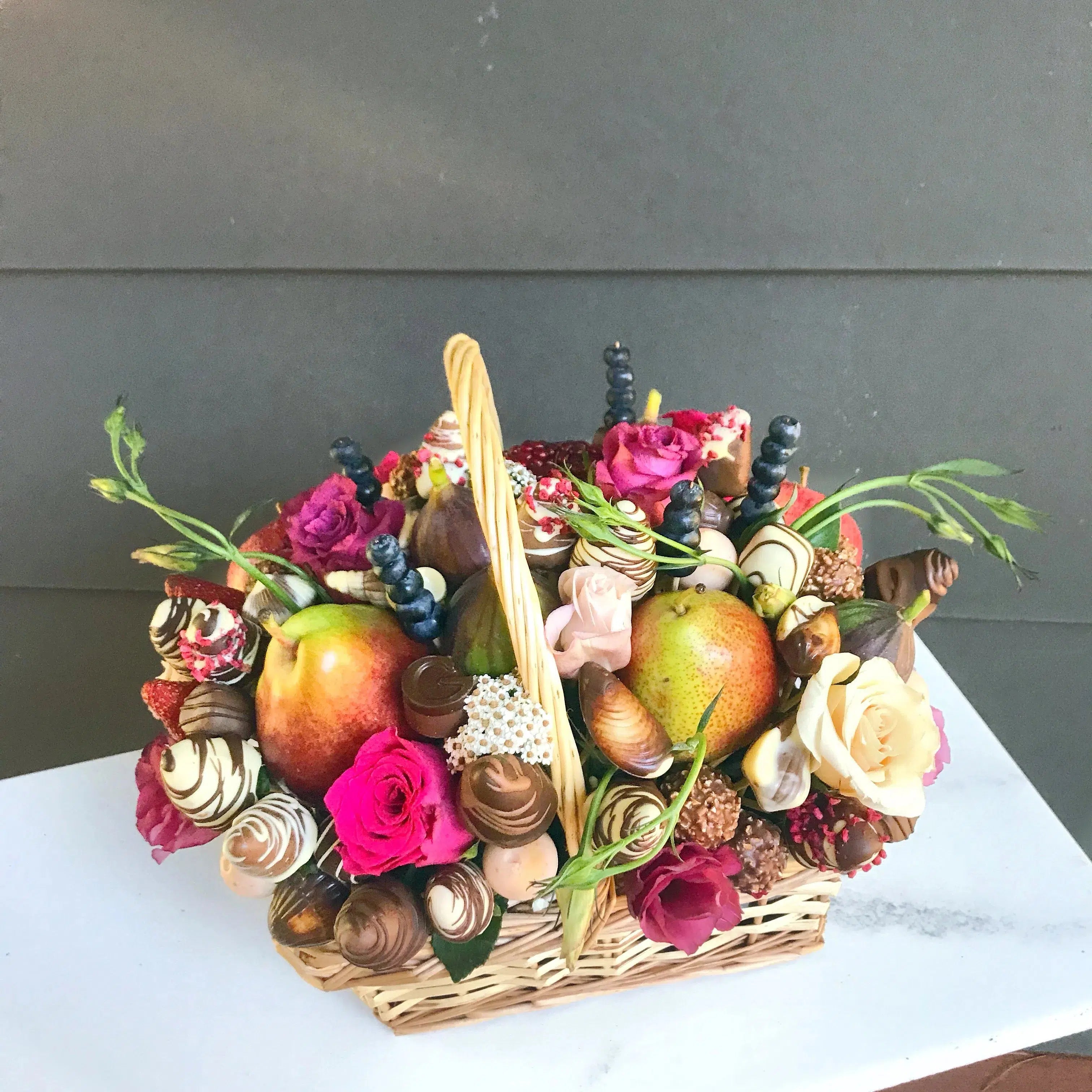 Chocolate & Fruit Gift Basket-Baskets-Lunch Bunch