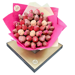 Gluten Free Chocolate Bouquet diet chocolate treat gift box healthy present good diet treat fresh strawberries and walnuts Gluten Free Diet Bouquet