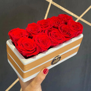 preserved roses, preserved flowers, preserved flower arrangements, preserved flowers bouquets, rose bouquet, everlasting rose bouquet,  long-lasting flowers, luxury roses, luxury preserved roses,