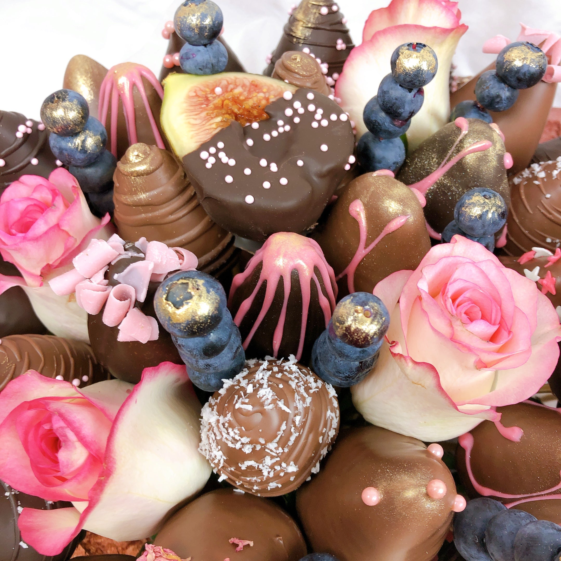 Chocolate Blooms Edible bouquet LunchBunch milk chocolate strawberries Bouquet  same day delivery Adelaide
