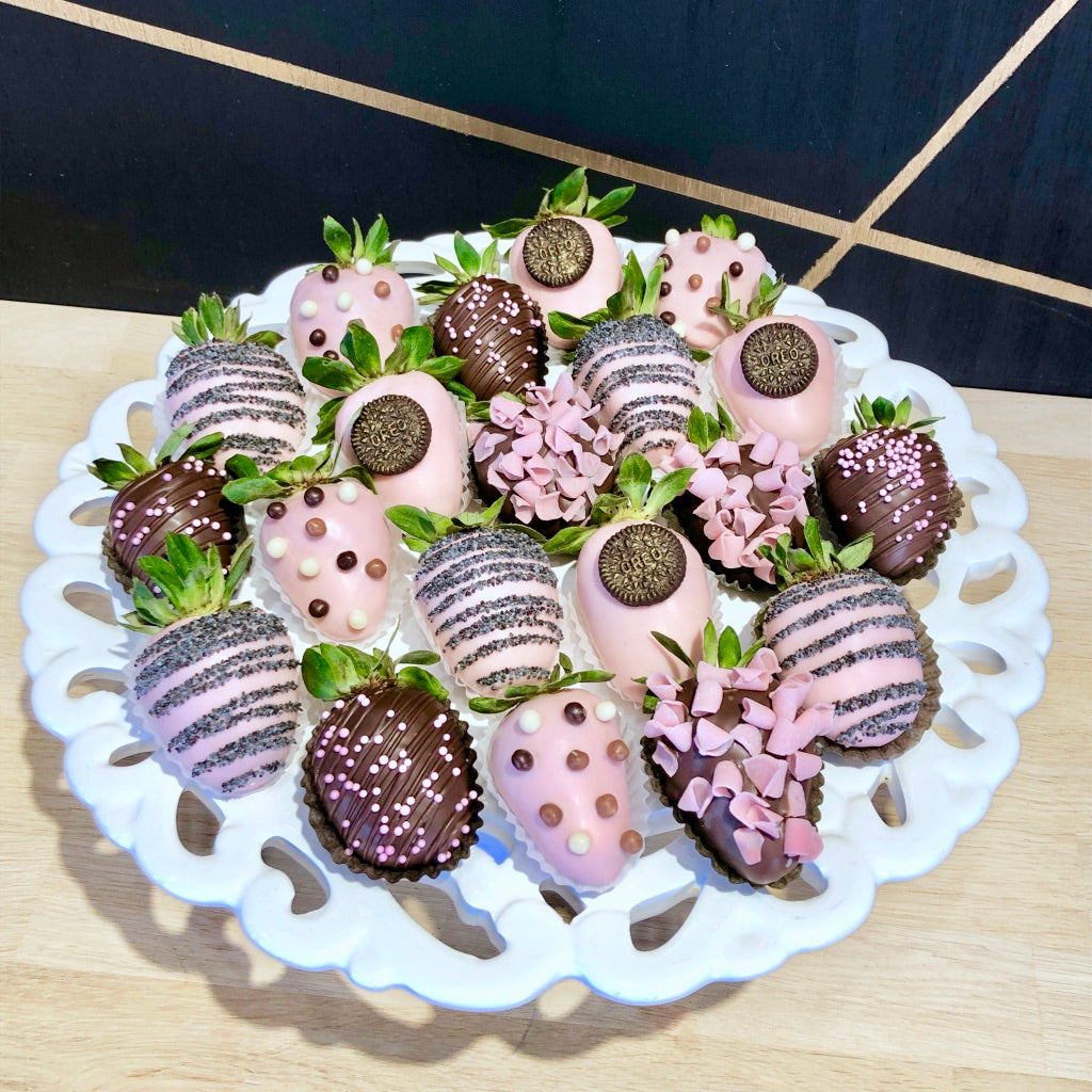 Adelaide events catering chocolate covered strawberry wedding table sweet dessert chocolate covered strawberries