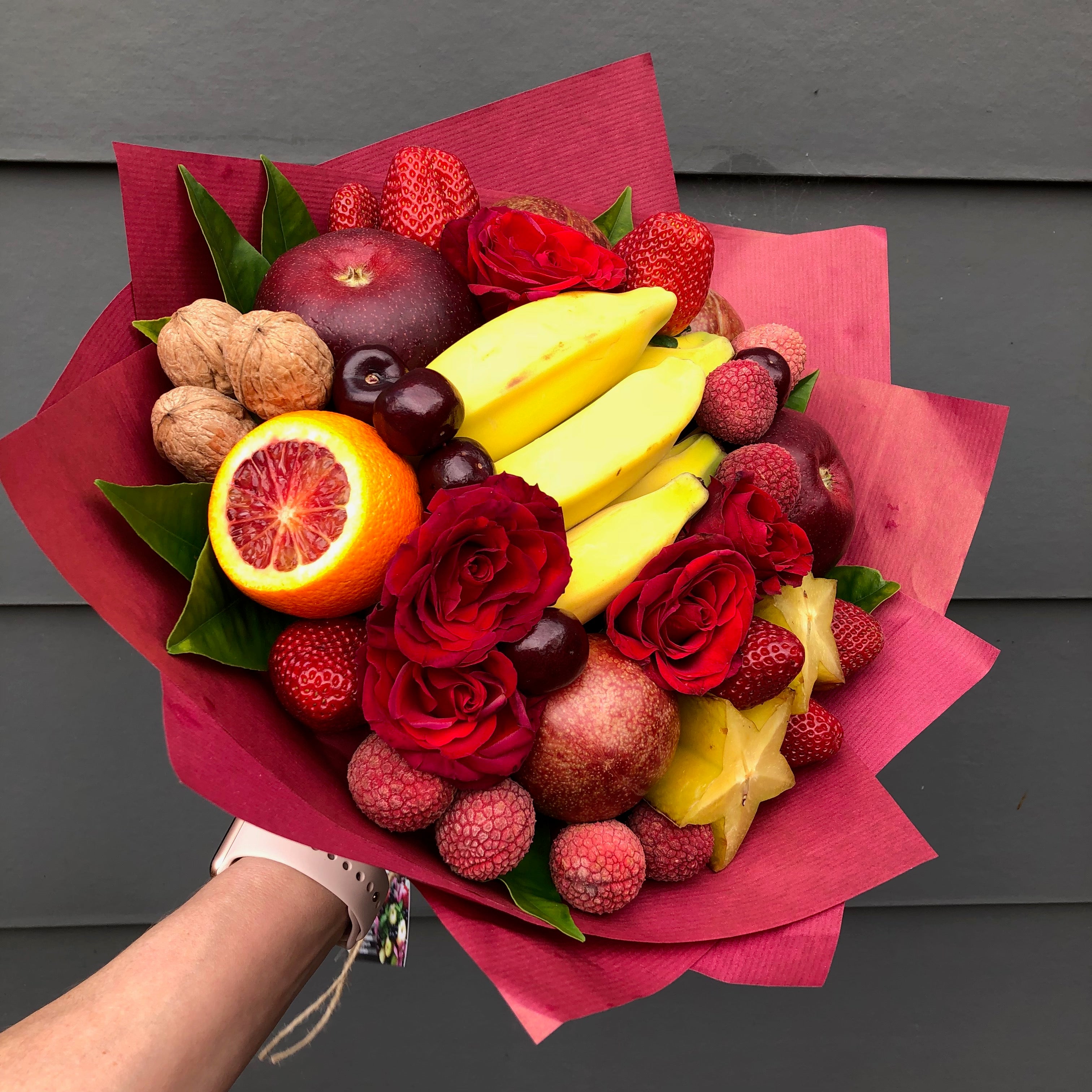 Fresh fruit and berries Bouquet online delivery birthday Bouquet with fruits and flowers