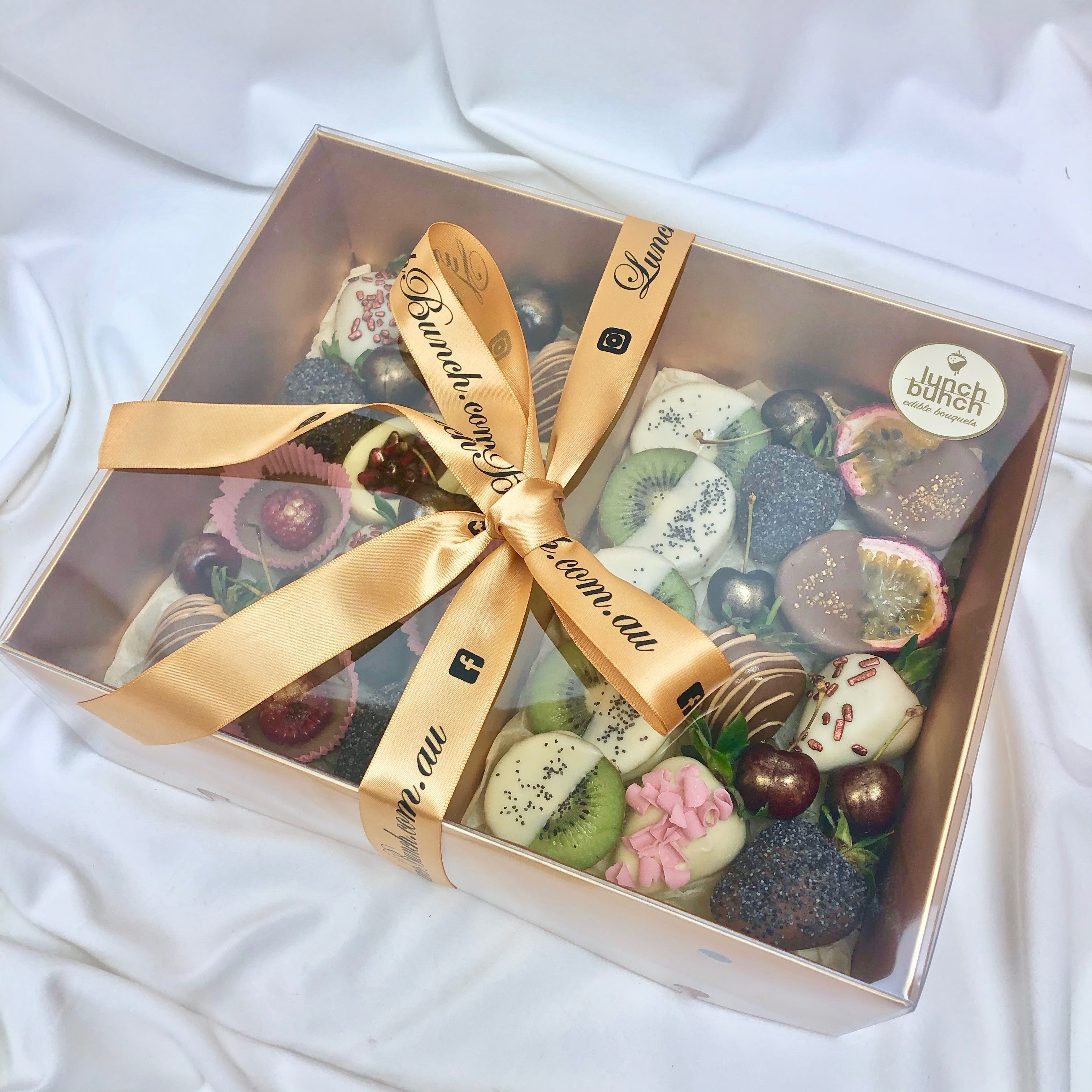 Mixed Chocolate Fruits & Berries Gift Hamper thank you basket anniversary gift chocolate fruits birthday basket gift hamper same day delivery