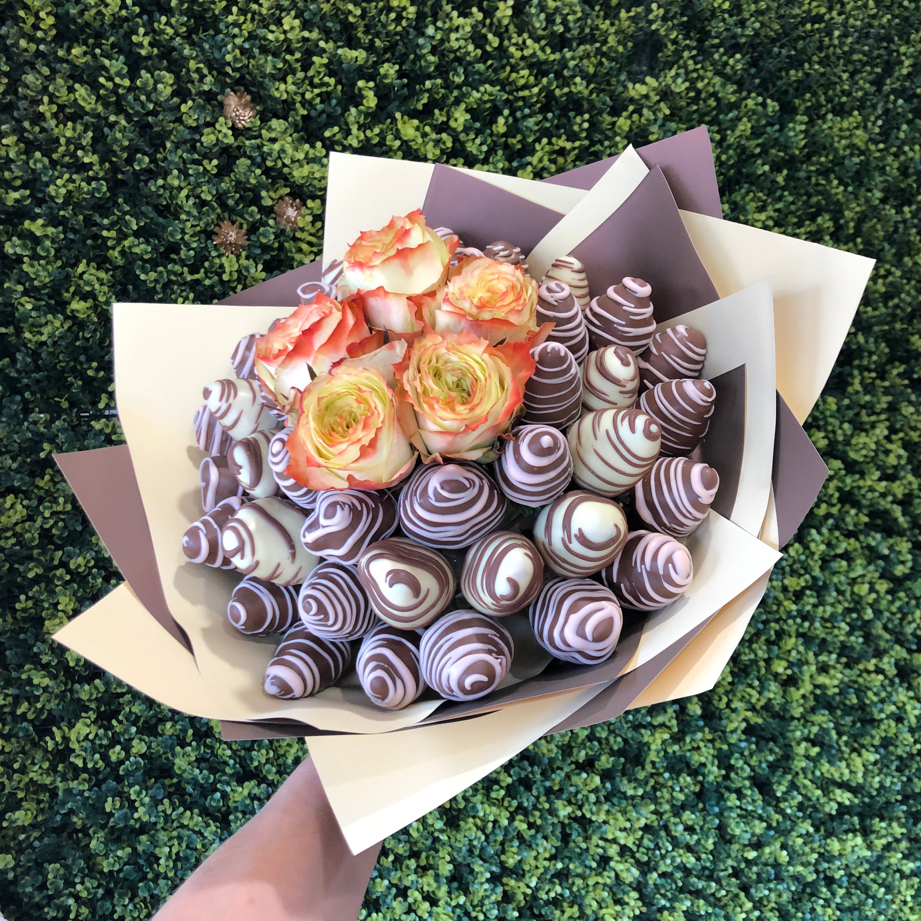 Roseberry Posie Chocolate Blooms Sweet Bouquet anniversary gift chocolate bouquet order online edible bouquet adelaide Delivery